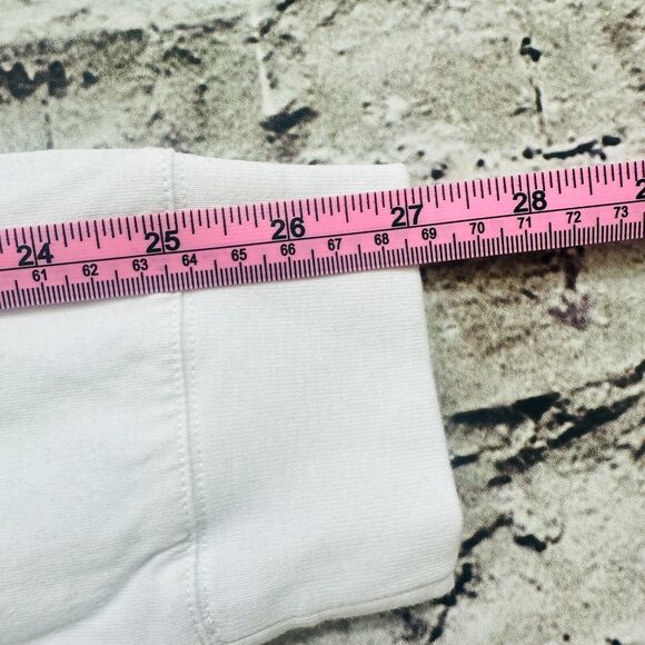 Vineyard Vines Shirt Mens Medium White Class of 2019 Whale‎ Logo Crew T-shirt - Picture 9 of 10